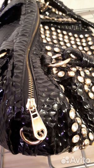 Cумка лакированная со стразами