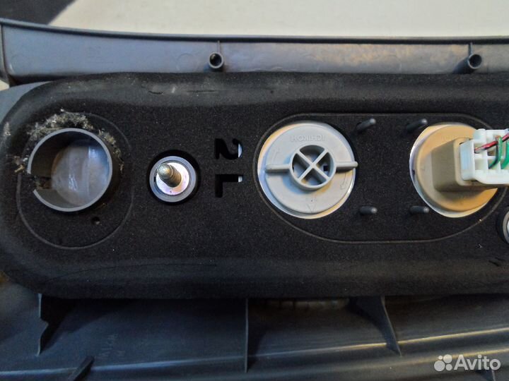 Задний фонарь левый Toyota Probox