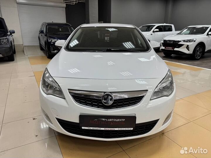 Opel Astra 1.6 МТ, 2011, 168 000 км