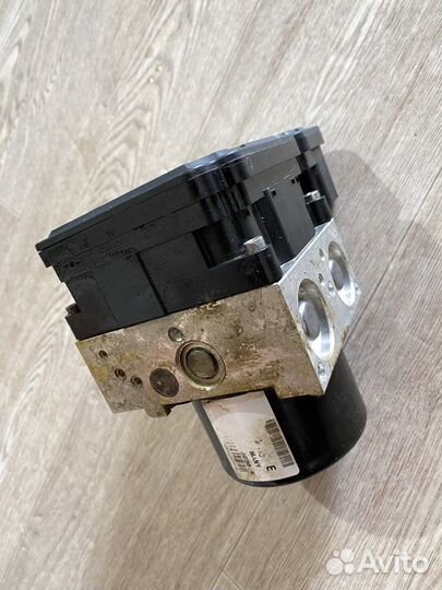 Блок ABS Ford Focus 3