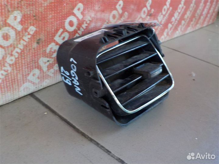 Дефлектор отопителя Renault Logan L8MV K7M812 2018