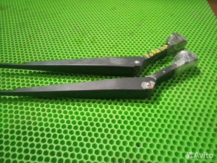 Поводок дворника Chery Fora Vortex Estina