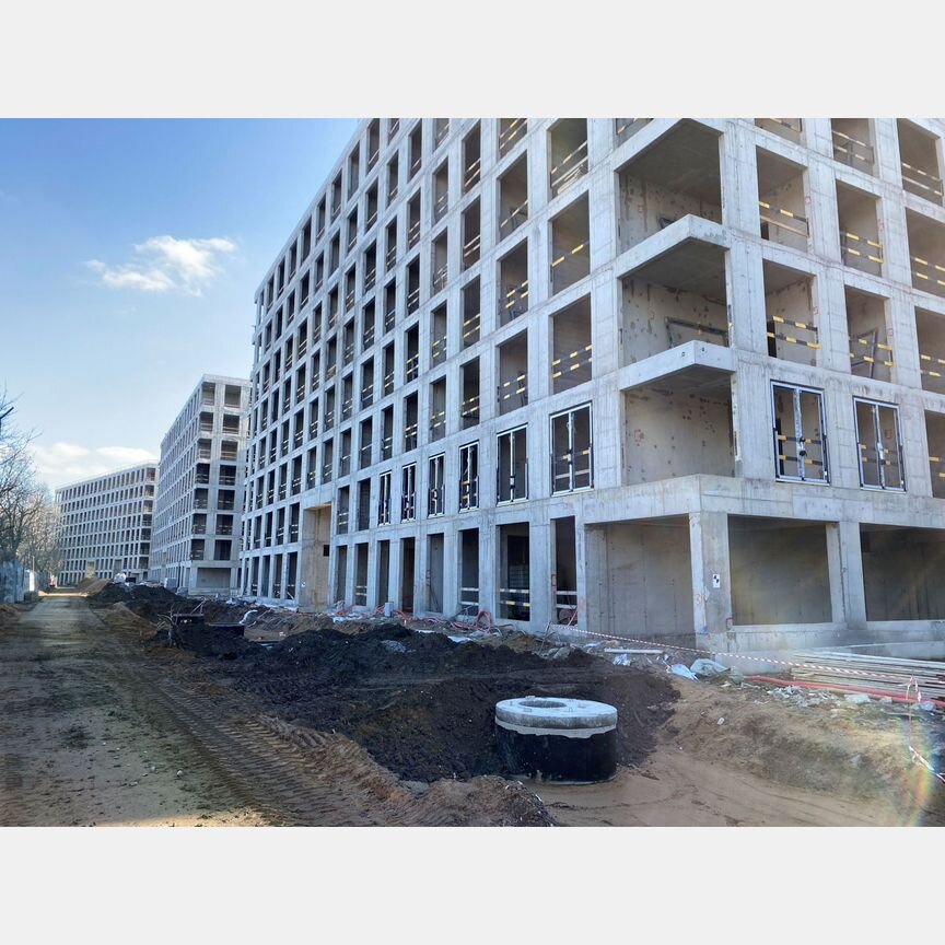Своб. планировка, 1001 м², 8/8 эт.