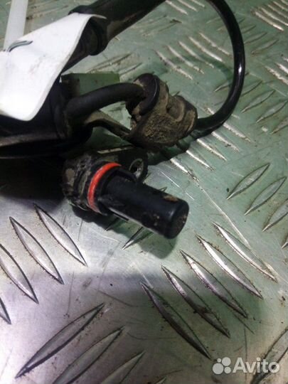 Датчик ABS задний правый Hyundai I40 седан 2.0