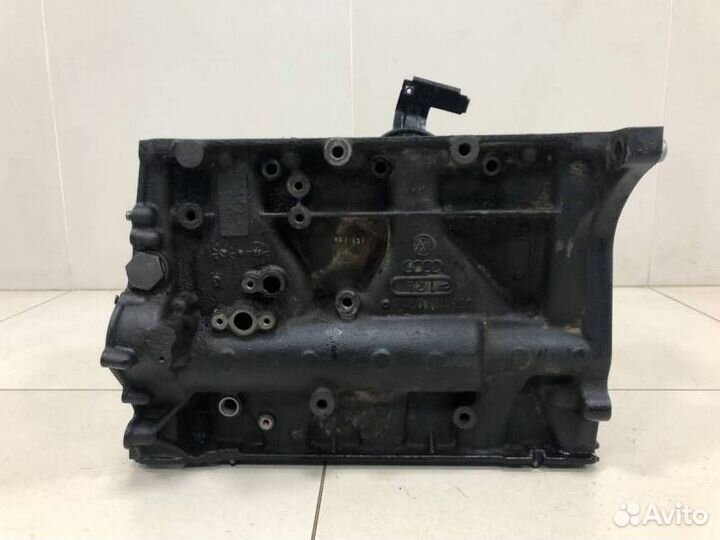 Блок двигателя Volkswagen Tiguan 5N1 2007-2011
