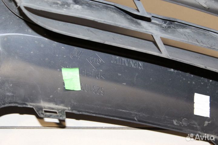 Решетка радиатора Renault Kaptur 2016