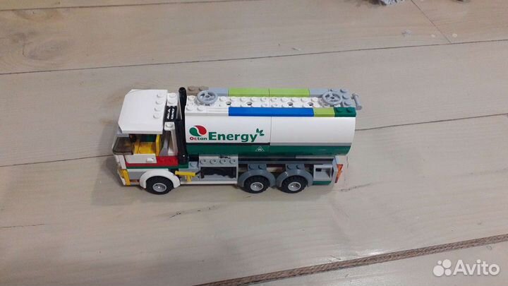 Лего бензовоз 60016