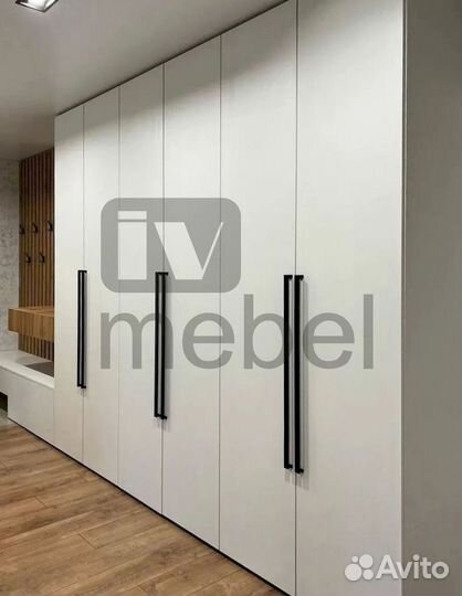 Шкаф в детскую