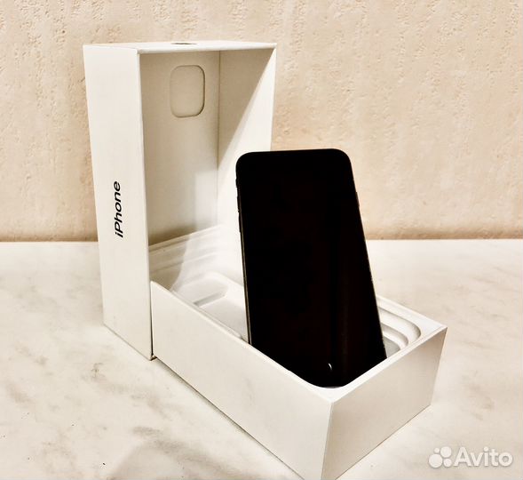 iPhone 8, 256 ГБ