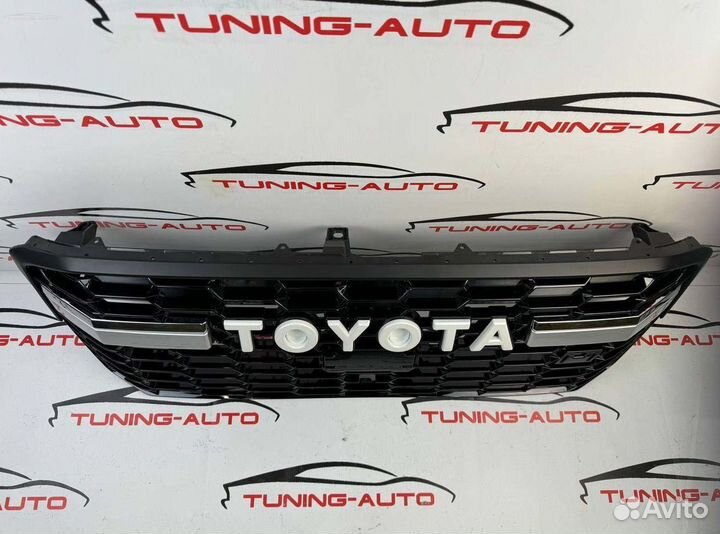 Решетка радиатора Toyota Land Cruiser 300 стиль GR