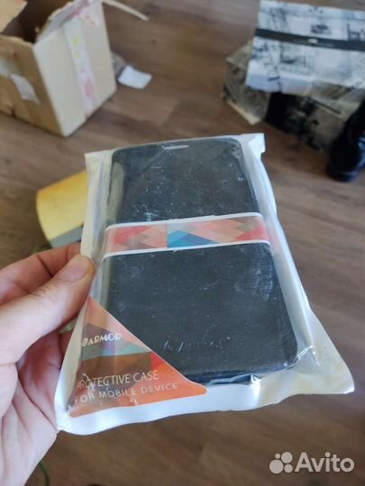 Чехол на мобильный телефон