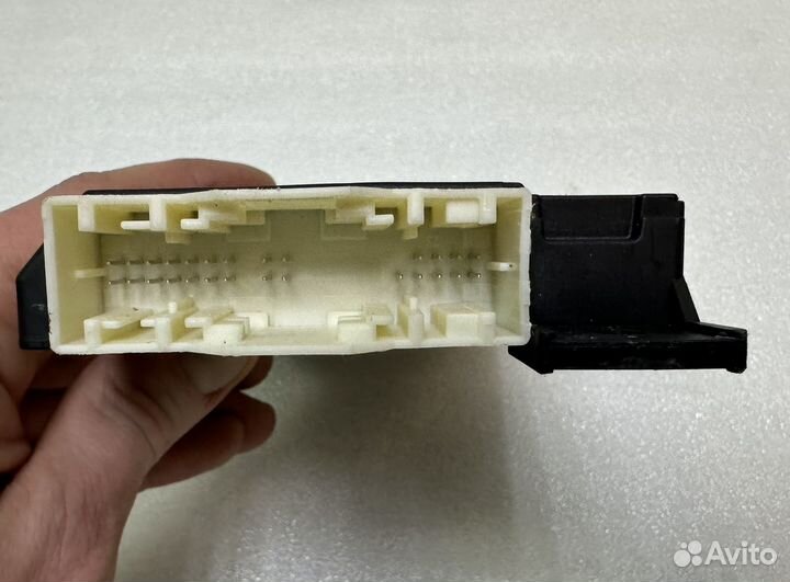 Блок управления зажиганием Mercedes A1679009523