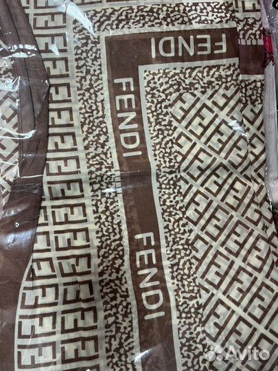 Шелковый платок gucci