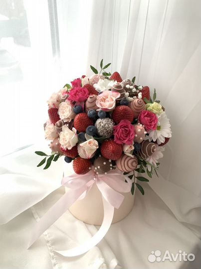 Букеты из клубники в шоколаде