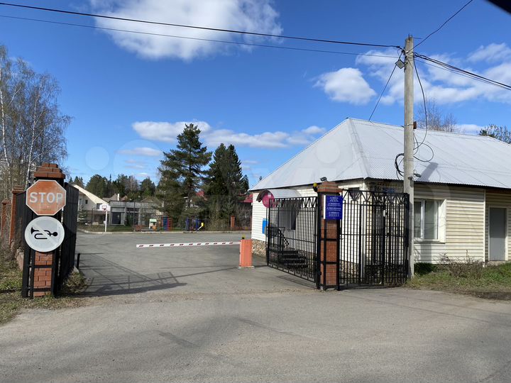 Коттедж 370 м² на участке 13 сот.