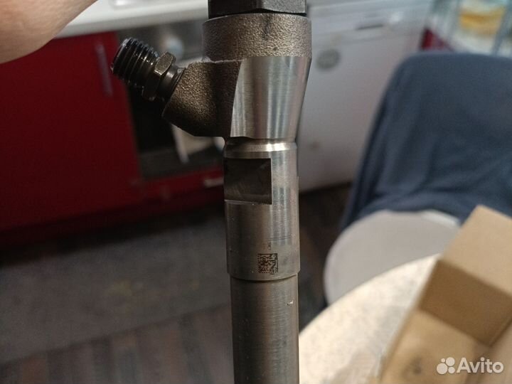 Форсунка двигателя дизель 1,5 DCI Рено Дастер