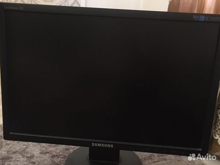 Монитор Samsung 19 дюймов