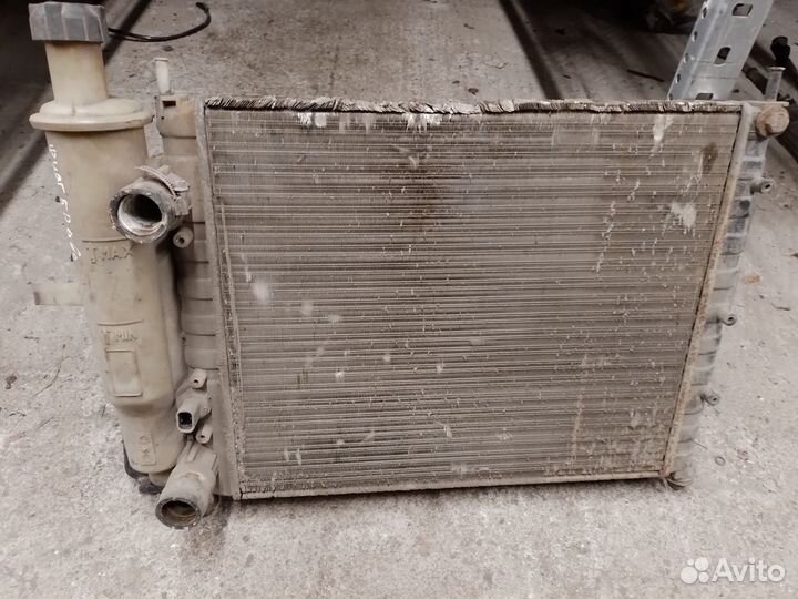 Радиатор охлаждения Fiat Bravo 1.3