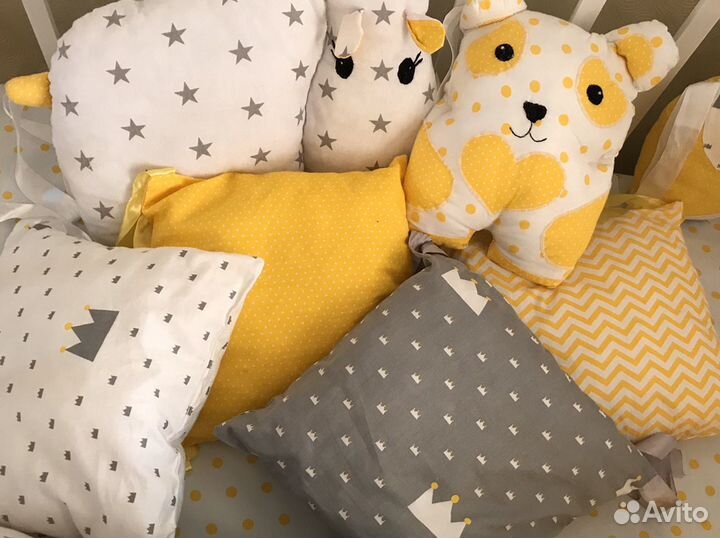 Бортики на детскую кроватку