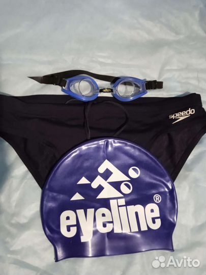 Комплект для плавания