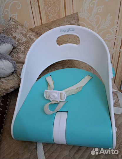 Стульчик для кормления бустер