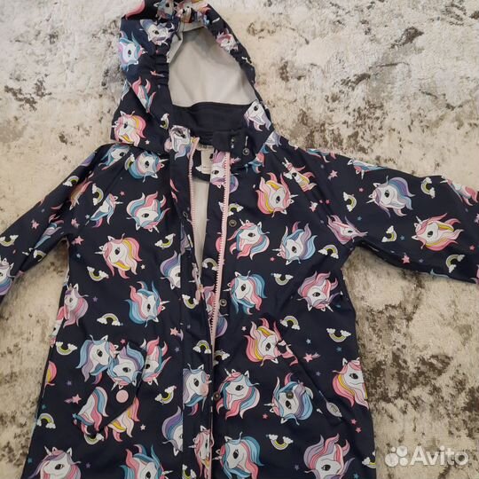 Куртка на девочку