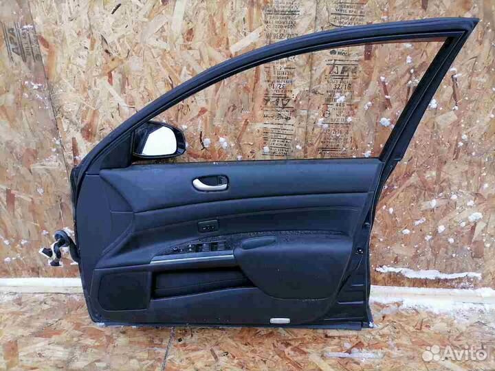 Дверь передняя правая Nissan Teana J32 J32