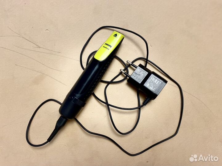 Триммер philips oneblade QP 2510