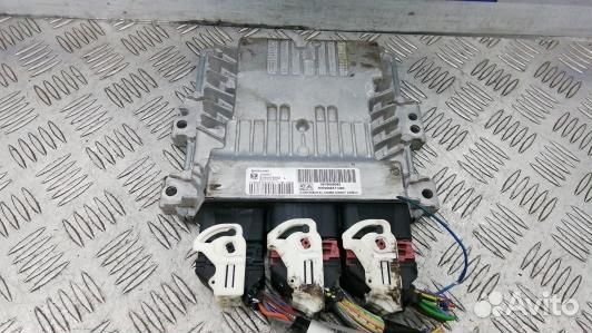 Блок управления двс peugeot 5008 (ABG14PC01)