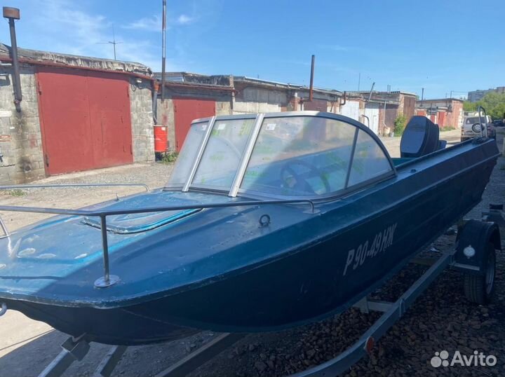 Ветровое стекло на лодку