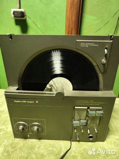 Проигрыватель винила Корвет 248 стерео