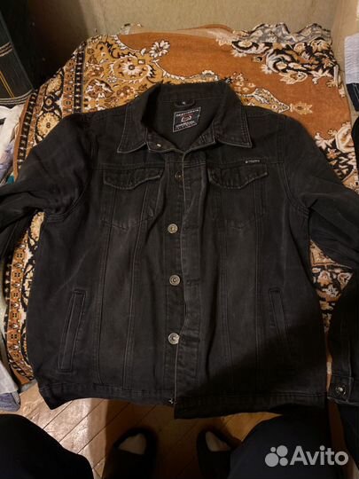 Джинсовая куртка