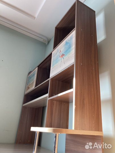 Компьюторный стол, с полками