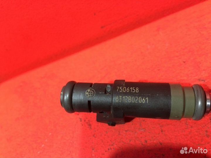 Форсунка Bmw 3 E90 N46B20B 2008