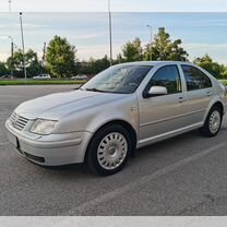 Volkswagen Bora 1.6 AT, 2000, 295 000 км, с пробегом, цена 420 000 руб.