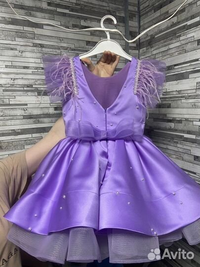 Шикарное платье 128-134 размер