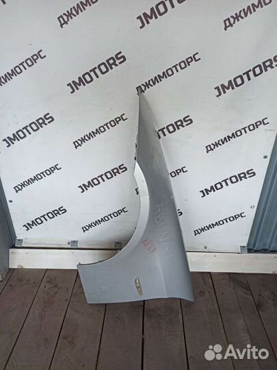 Крыло переднее левое BMW 3-series e90 дорестайл