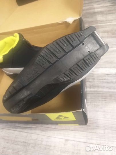 Лыжные ботинки fischer 31EU