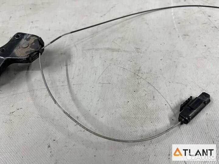 Доводчик двери задний правый toyota voxy