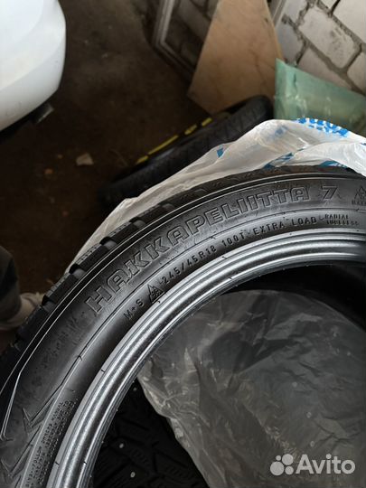 Nokian Tyres Hakkapeliitta 7 245/45 R18 100
