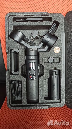 Стабилизатор Zhiyun Crane m2