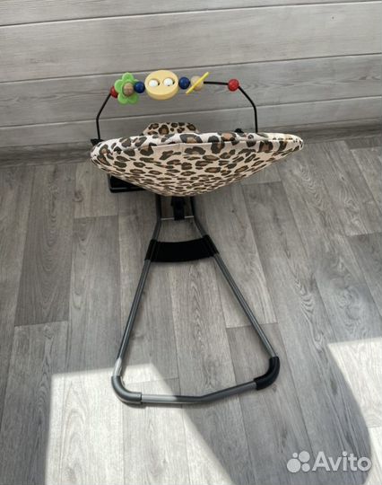 Шезлонг детский