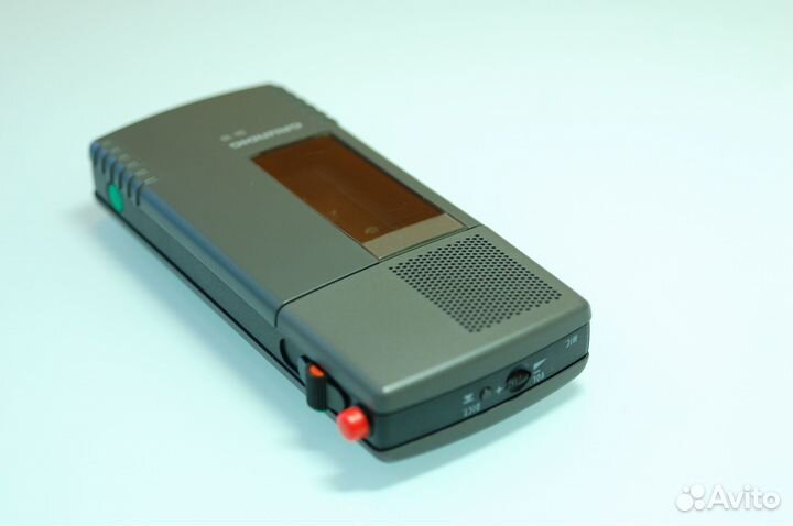 Диктофон Grundig Sh10