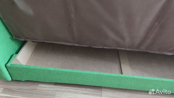 Диван-книжка