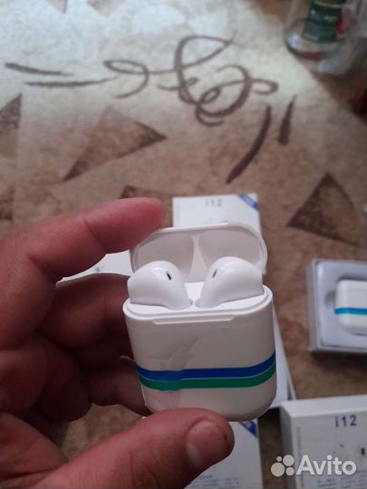 Беспроводные наушники новые i 12