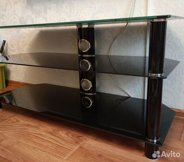 Полка под телевизор