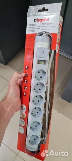 Сетевой фильтр Legrand Safe Control новый