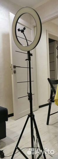 Кольцевая лампа со штативом бу