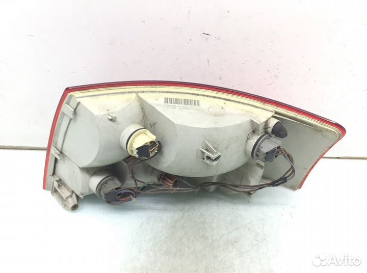 Фонарь Audi A4 B6 (2000-2004)