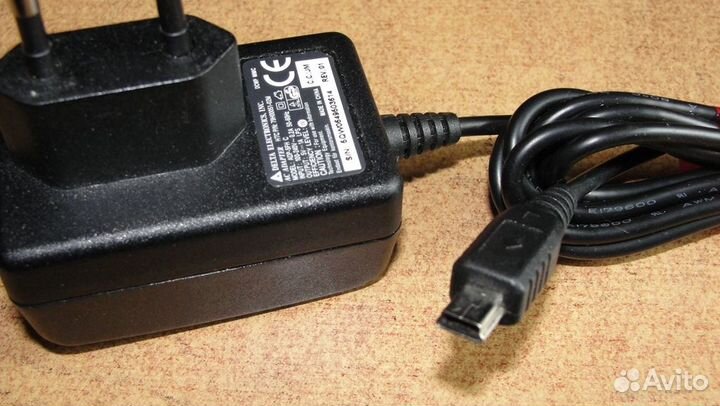 Зарядные устройства для телефонов